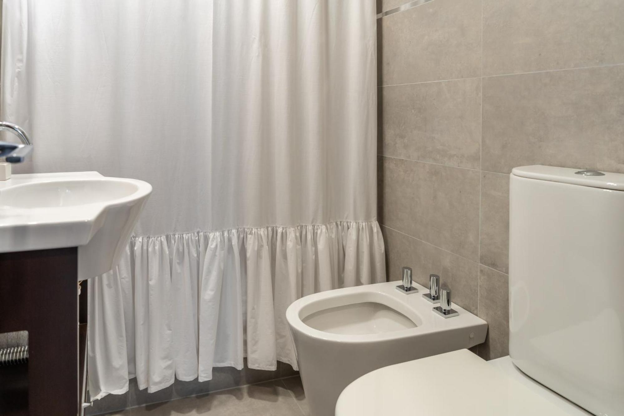 Espacio Terra Apartamentos Хунін Екстер'єр фото