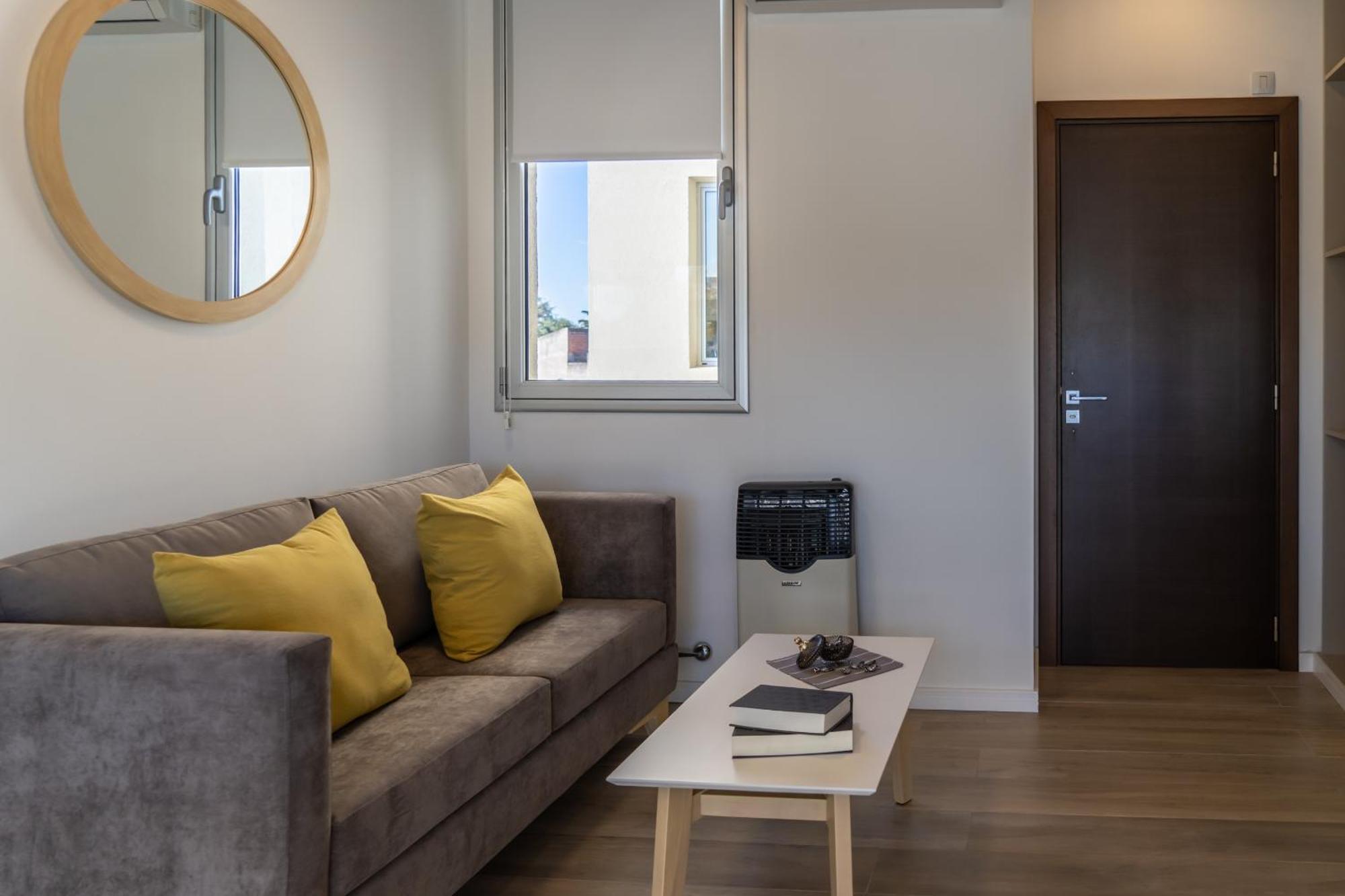 Espacio Terra Apartamentos Хунін Екстер'єр фото